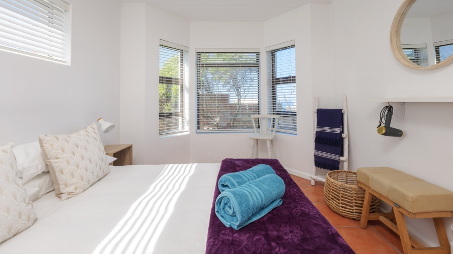 4 Bedroom Property for Sale in Oceanview Heights Western Cape